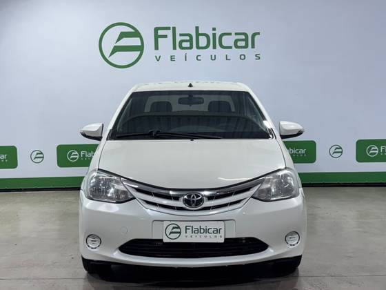 TOYOTA ETIOS 1.5 XLS SEDAN 16V FLEX 4P MANUAL TOYOTA ETIOS 1.5 XLS SEDAN 16V FLEX 4P MANUAL